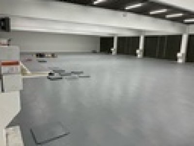 PVC dlažba Mosolut Machine Industrial+, hladká, šedá